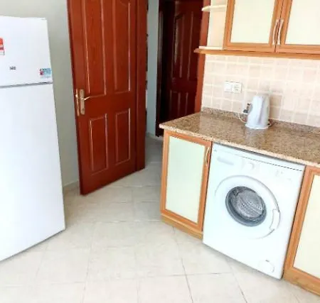 Fethiye Merkezde Ferah Ve Balkonlu 2+1 Daire Apartman Fethiye