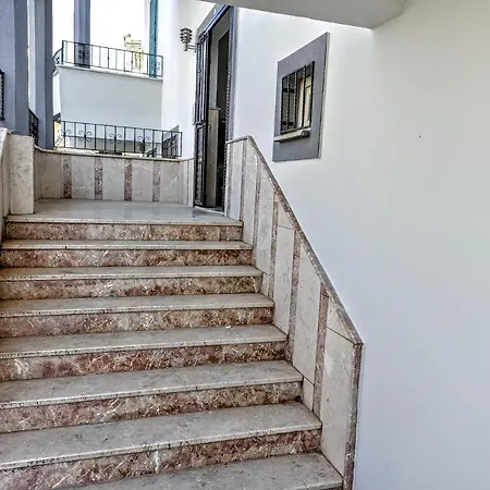 Apartmán Fethiye Merkezde Ferah Ve Balkonlu 2+1 Daire Fethiye