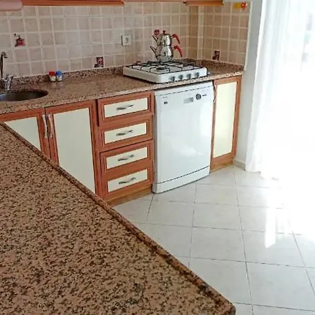 Fethiye Merkezde Ferah Ve Balkonlu 2+1 Daire * Fethiye